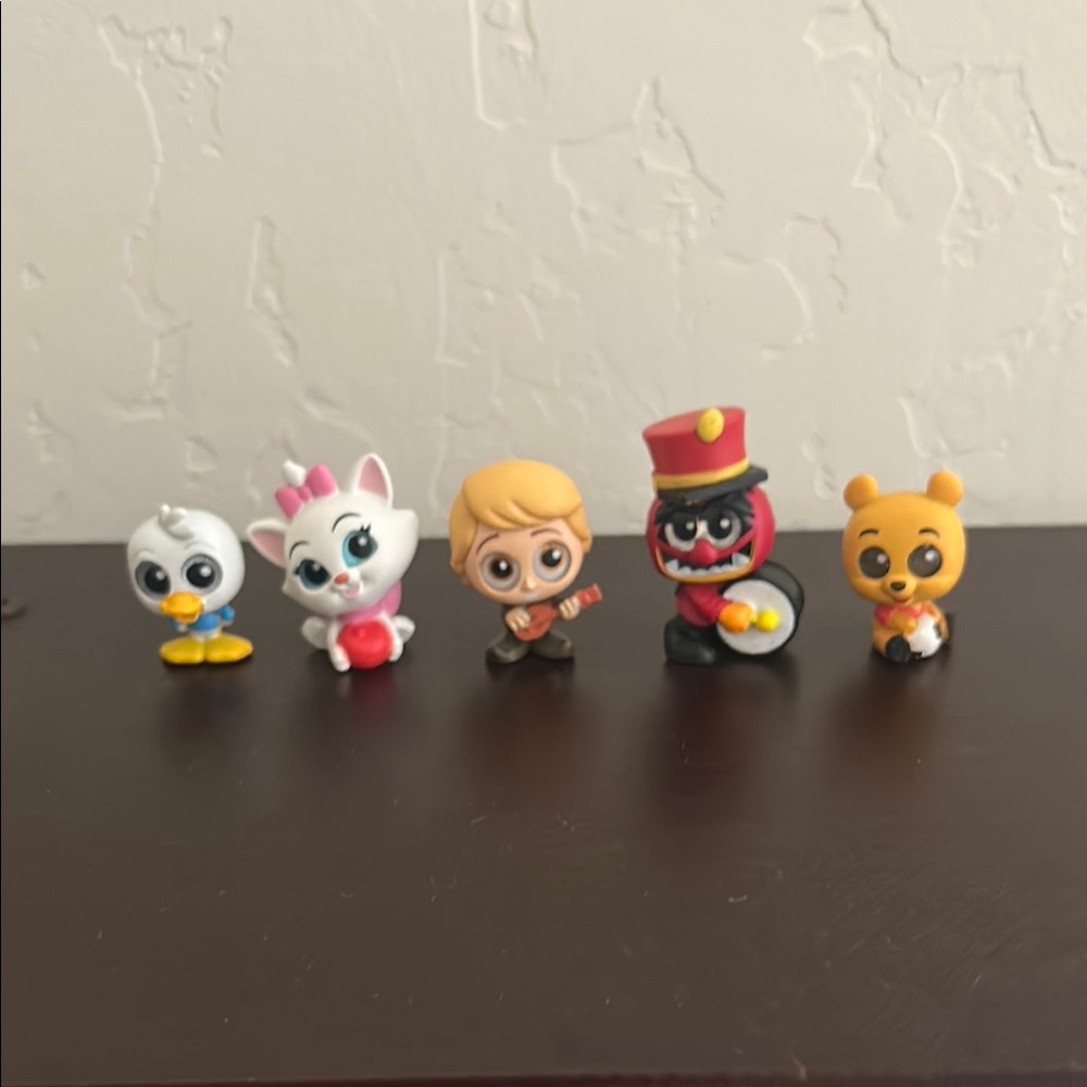 Disney Doorables Collection